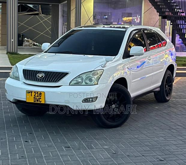 Toyota Harrier 2003 White