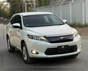 Toyota Harrier 2014 White for sale