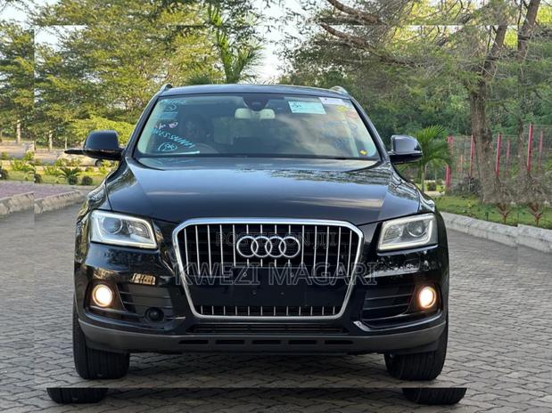 Audi Q5 2016 Black