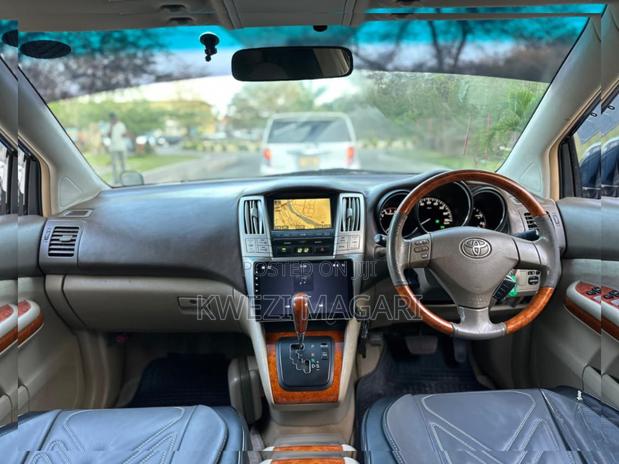 Toyota Harrier 2005 Black