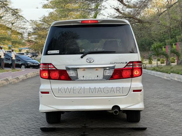Toyota Alphard 2006 White