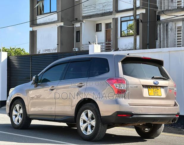 Subaru Forester 2012 Gray