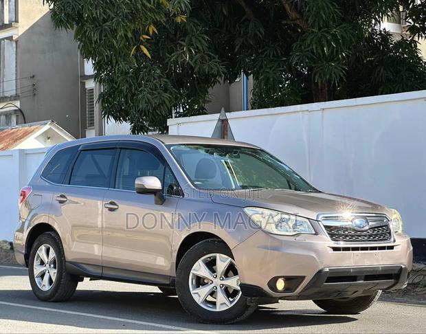 Subaru Forester 2012 Gray