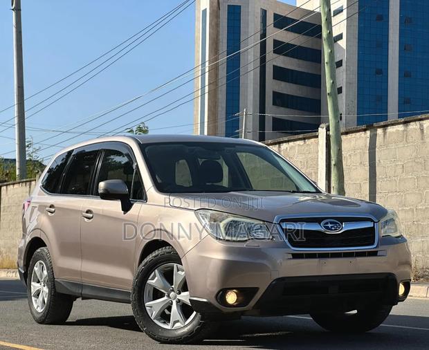 Subaru Forester 2012 Gray