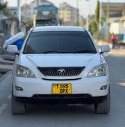 Toyota Harrier 2005 White for sale