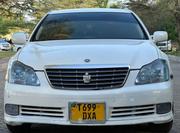 Toyota Crown Royale 2005 White for sale