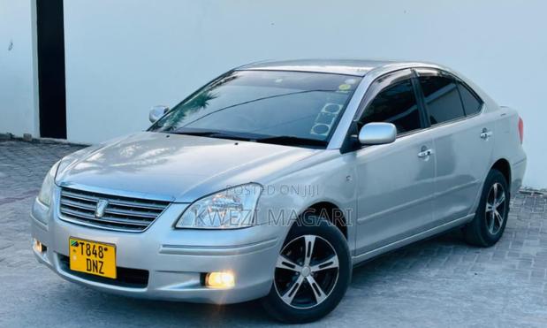 Toyota Premio 2005 Silver