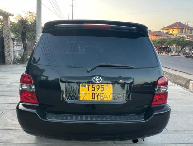 Toyota Kluger 2006 Black