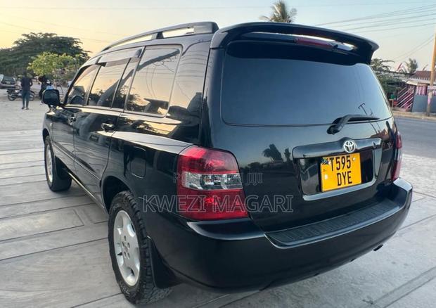 Toyota Kluger 2006 Black