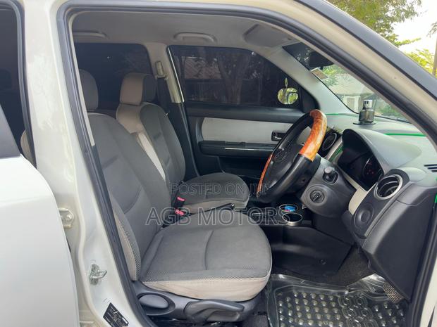 Mazda Verisa 2010 White
