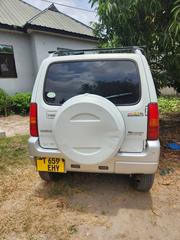 Suzuki Jimny 2005 White for sale