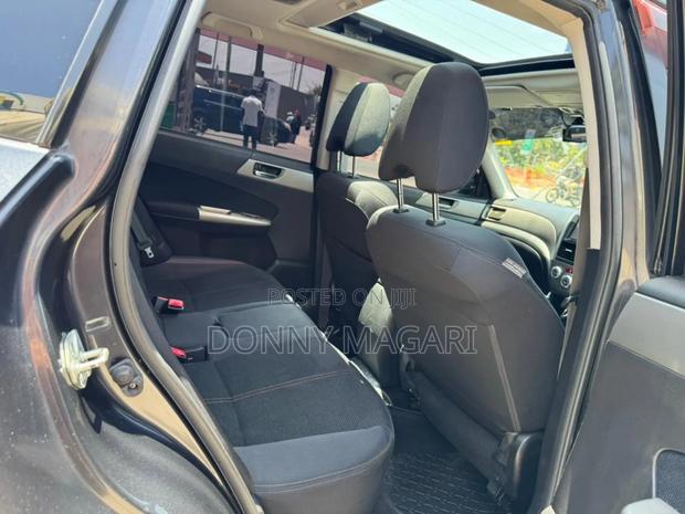 Subaru Forester 2010 Gray