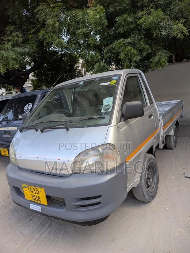 Toyota TownAce 2005 Gray