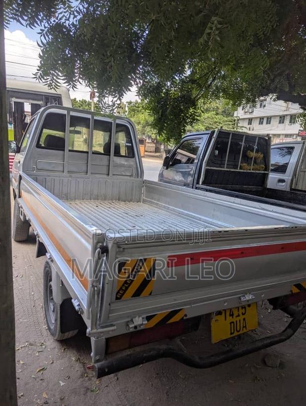Toyota TownAce 2005 Gray