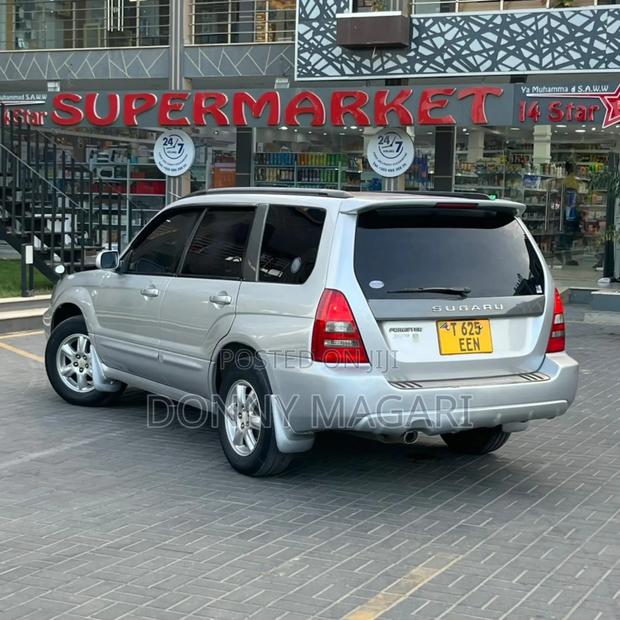 Subaru Forester 2003 Silver