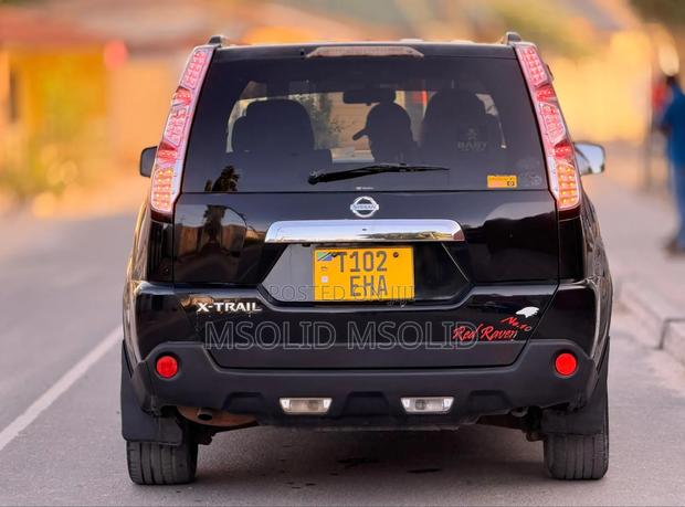 Nissan X-Trail 2011 Black