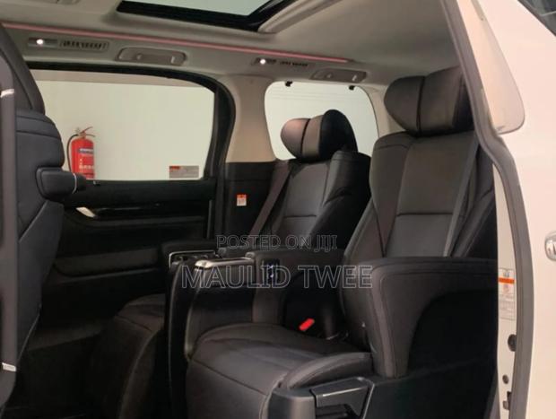Toyota Alphard 2020 White