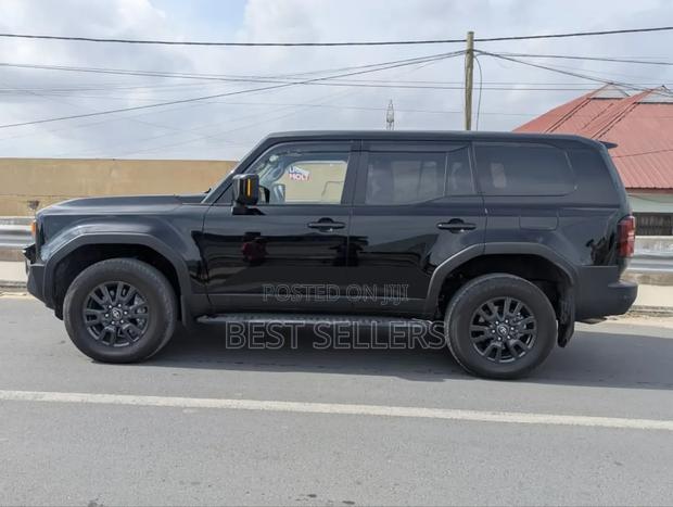 Toyota Land Cruiser LC250 2025 Black