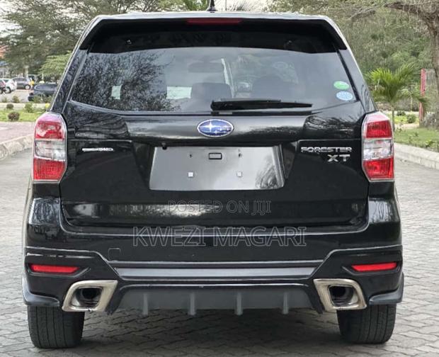 Subaru Forester 2015 Black