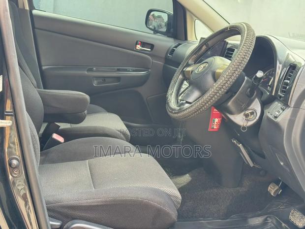 Toyota Wish 2004 Black