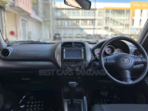 Toyota RAV4 2004 Pearl