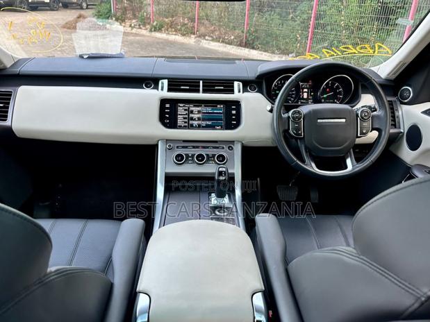 Land Rover Range Rover Sport 2016 Black