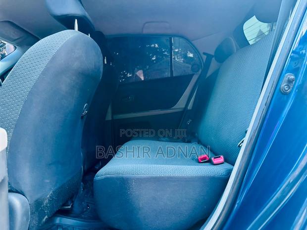 Toyota Vitz 1.0 FWD 3dr 2005 Blue