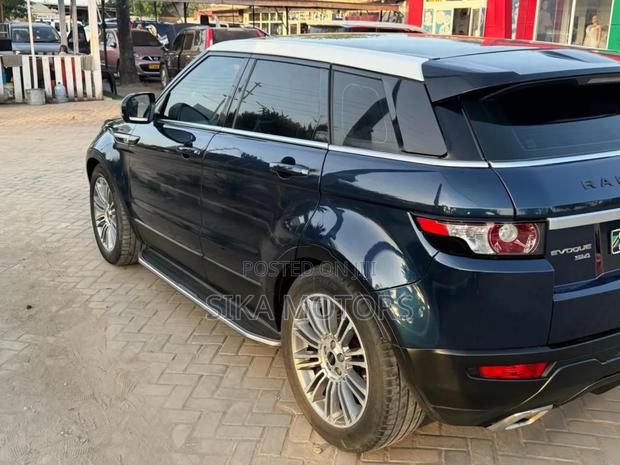 Land Rover Range Rover Evoque 2014 Blue