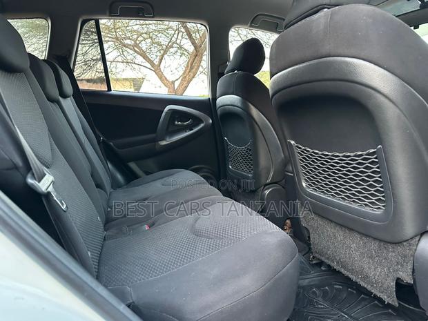 Toyota RAV4 2007 White