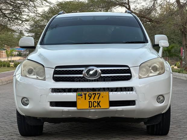 Toyota RAV4 2007 White