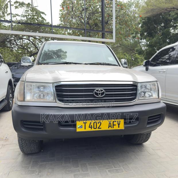 Toyota Land Cruiser 2002 Beige
