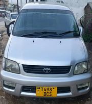 Toyota Noah 2005 Silver for sale
