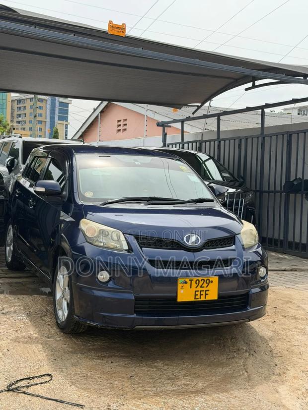 Toyota IST 2005 Blue