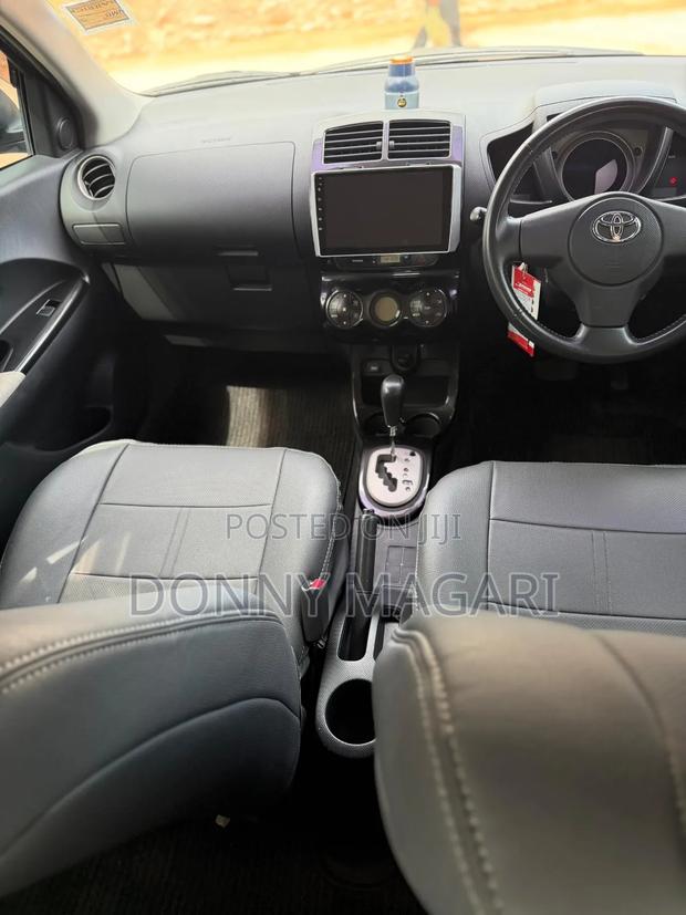 Toyota IST 2005 Blue