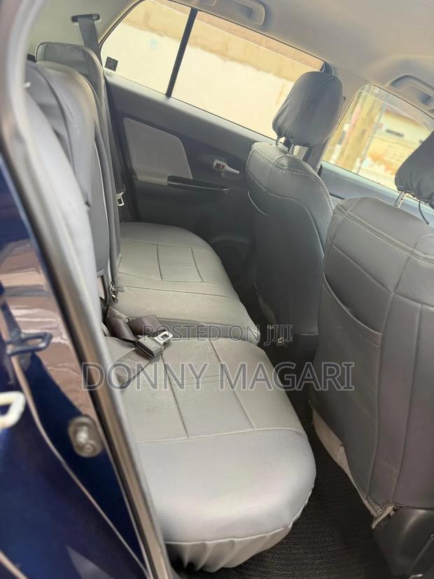 Toyota IST 2005 Blue