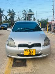 Toyota Vitz 2003 Silver for sale