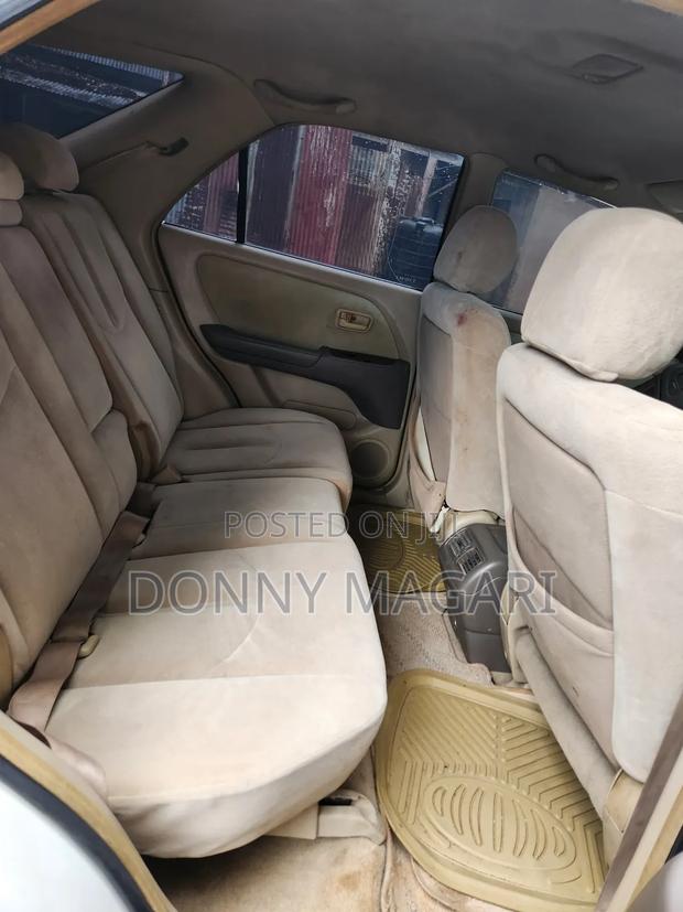 Toyota Harrier 2004 White