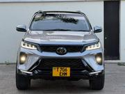 Toyota Fortuner 2018 Gray for sale