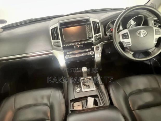 Toyota Land Cruiser 2015 Pearl