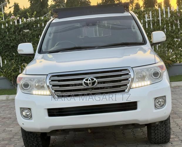 Toyota Land Cruiser 2015 Pearl