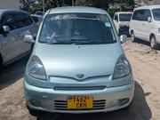 Toyota Fun Cargo 2005 Silver for sale