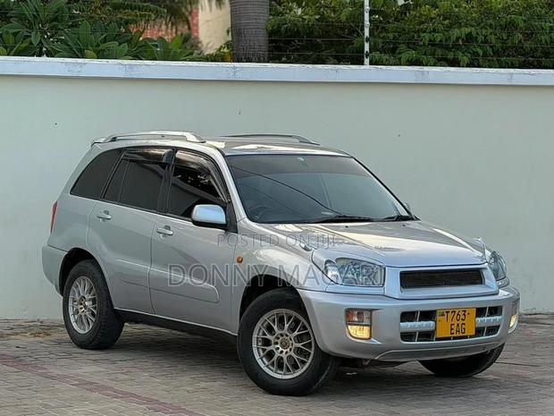 Toyota RAV4 Automatic 2003 Silver