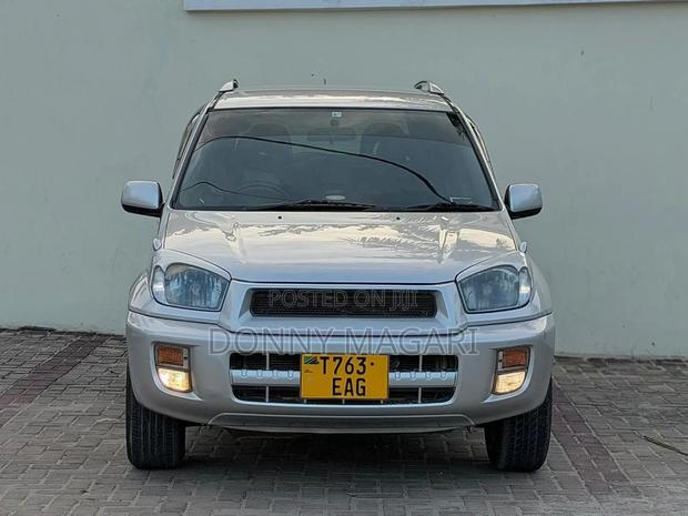 Toyota RAV4 Automatic 2003 Silver