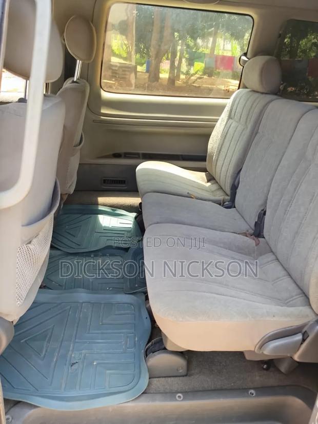 Toyota Coaster 2004 Blue