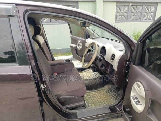 Toyota Passo 2011 Black