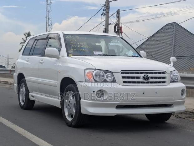 Toyota Kluger 2005 White