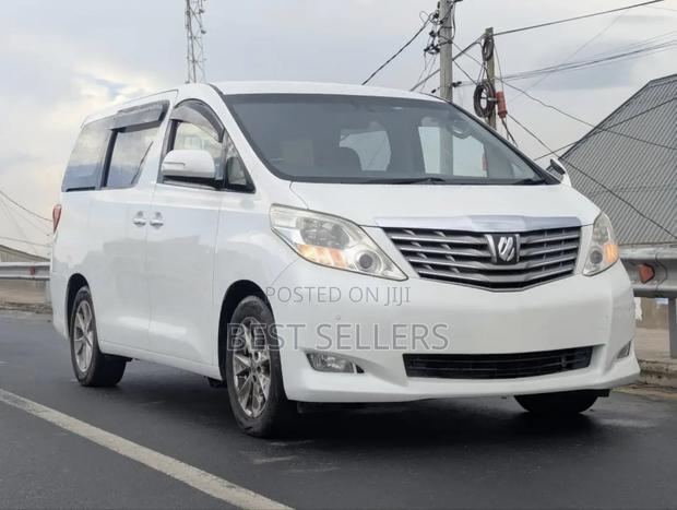 Toyota Alphard 2.4 Petrol AWD 2010 White