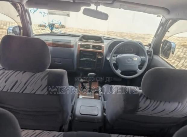 Toyota Land Cruiser Prado 1999 Gray