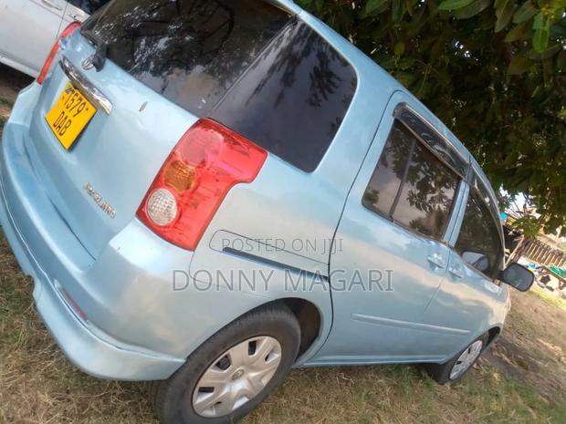 Toyota Raum 2006 Blue