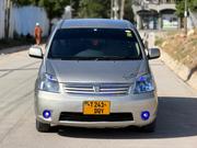 Toyota Raum 2006 Silver for sale